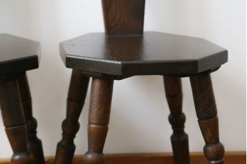 イギリスビンテージ　オーク材　タータンチェックのデザインが魅力的なスピニングチェア2脚セット(板座チェア、椅子、イス、ヴィンテージ)(R-069831)