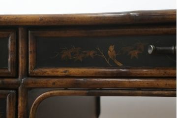中古　希少モデル　THEODORE ALEXANDER(セオドア・アレキサンダー)　シノワズリ様式　使い込まれた風合いが味わい深いオリエンタルデスク(平机、ワークデスク、在宅用、在宅ワーク用、英国)(定価約100万円)(R-069842)