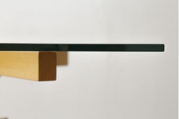 中古　Cassina(カッシーナ)取り扱い　De Padova(デ・パドヴァ)社　VIDUN(ヴィドゥン)　ヴィコ・マジストレッティデザイン　支柱を回して高さが調節できるガラステーブル(ダイニングテーブル、食卓、4人掛け、6人掛け)(定価約80〜90万円)(R-069843)