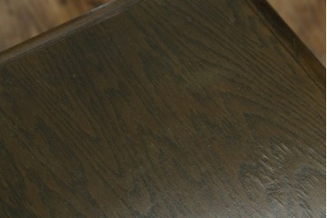 中古　神戸洋家具　永田良介商店　ユニークな脚のデザインが目を引くシックなセンターテーブル　(R-069846)