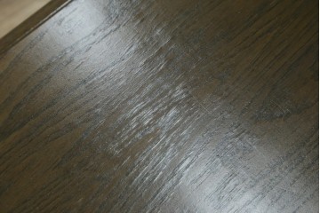 中古　神戸洋家具　永田良介商店　ユニークな脚のデザインが目を引くシックなセンターテーブル　(R-069846)