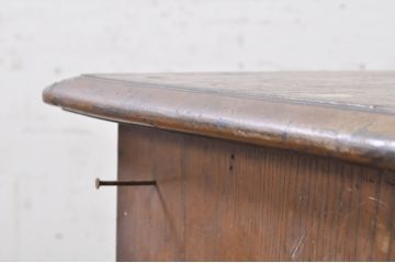 和製アンティーク　希少な左袖!ノスタルジックな雰囲気漂う薄型片袖机(ワークデスク、在宅ワーク、在宅用、勉強机)(R-069847)