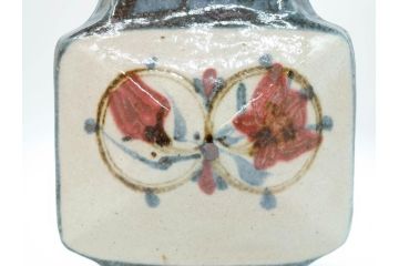 特大　河井武一　高さ約29cm　落ち着いた色合いが素敵な花紋扁壷(師.河井寛次郎、共箱付き、壺)(R-069855)