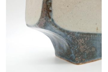 特大　河井武一　高さ約29cm　落ち着いた色合いが素敵な花紋扁壷(師.河井寛次郎、共箱付き、壺)(R-069855)
