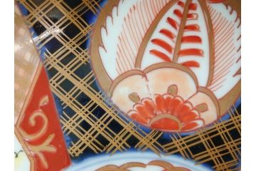 明治期　伊万里焼　錦手　金襴手　染錦　二重角富(角冨)　金彩　色絵　桃図　草花文　8寸皿　約25cm　煌びやかで豪華な絵付けの大皿3枚セット(深皿、和皿、和食器、八寸)(R-069861)