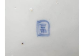 明治期　伊万里焼　錦手　金襴手　染錦　二重角富(角冨)　金彩　色絵　桃図　草花文　8寸皿　約25cm　煌びやかで豪華な絵付けの大皿3枚セット(深皿、和皿、和食器、八寸)(R-069861)