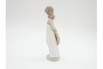スペイン　リヤドロ　LLADRO　2005 EVENTS CREATION　思い出の丘　クリスマスツリー　優しい色合いと雰囲気が素敵なフィギュリン2点セット(陶器人形、置物、オブジェ、女の子)(R-069866)