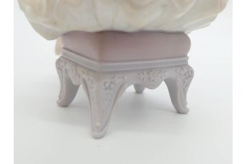 スペイン　リヤドロ　LLADRO　リトルバレリーナ　出番前　くつろぎ　しなやかなフォルムで優美な印象のフィギュリン2体(バレエ、陶器人形、置物、オブジェ)(R-069867)