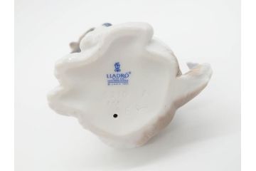 スペイン　リヤドロ　LLADRO　マイフレンド　ニューフレンド　表情豊かで可愛らしいフィギュリン2体(犬、蝶、カタツムリ、陶器人形、置物、オブジェ)(R-069868)
