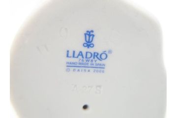 スペイン　リヤドロ　LLADRO　可愛いお祈り　それぞれ違った天使たちが魅力的なフィギュリン3体(エンジェル、陶器人形、置物、オブジェ)(R-069869)