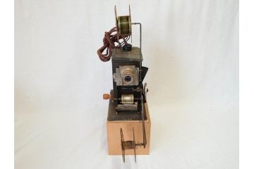 当時物　戦前　ライオン　LION　MADE IN JAPAN　フィルム12本付き　映写機セット(R-069870)