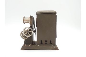 当時物　戦前　ライオン　LION　MADE IN JAPAN　フィルム12本付き　映写機セット(R-069870)