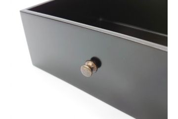 昭和初期　時代物　漆器　木製　梅と菊の蒔絵が目を惹く菓子箪笥(小引き出し、共箱付き)(R-069886)