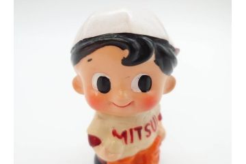 三井　三菱　三和　常陽　協和　東京信用　富士　住友信託　E.S.&A.　野球坊や　シンドバットの冒険　とんでけブッチー　貯金箱18点(銀行フィギュア、人形、ソフビ、ノベルティー、白鳥、犬、ミッキーマウス、デール、置物)(R-069888)