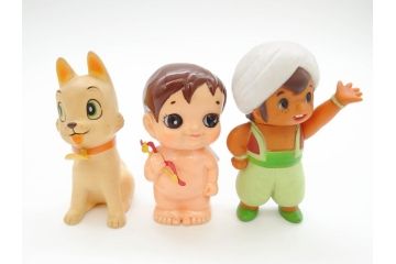 三井　三菱　三和　常陽　協和　東京信用　富士　住友信託　E.S.&A.　野球坊や　シンドバットの冒険　とんでけブッチー　貯金箱18点(銀行フィギュア、人形、ソフビ、ノベルティー、白鳥、犬、ミッキーマウス、デール、置物)(R-069888)