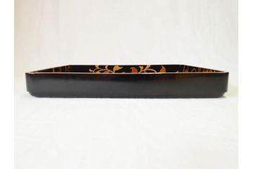輪島塗　路幸作　鳳凰唐草蒔絵　木製　漆器　煌びやかで上品な黒蝋色広蓋(お盆、トレー、花唐草、和食器、共箱付き)(R-069892)