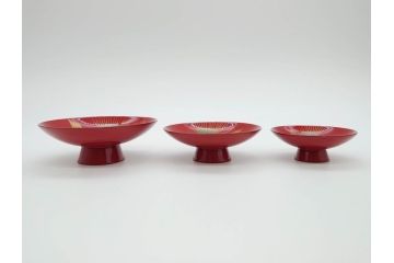 輪島塗　黒塗　松喰鶴蒔絵　七ツ揃　上質な和の空間にぴったりの屠蘇器(下り藤紋、盃、盃台、銚子、重箱、屠蘇台、箸置き、銘々皿、共箱付き)(R-069893)