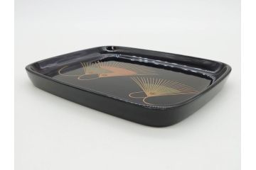 輪島塗　黒塗　松喰鶴蒔絵　七ツ揃　上質な和の空間にぴったりの屠蘇器(下り藤紋、盃、盃台、銚子、重箱、屠蘇台、箸置き、銘々皿、共箱付き)(R-069893)
