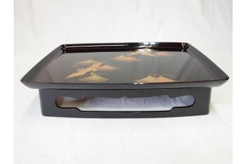 輪島塗　黒塗　松喰鶴蒔絵　七ツ揃　上質な和の空間にぴったりの屠蘇器(下り藤紋、盃、盃台、銚子、重箱、屠蘇台、箸置き、銘々皿、共箱付き)(R-069893)
