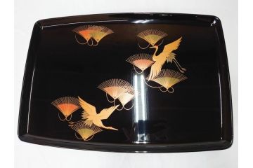 輪島塗　黒塗　松喰鶴蒔絵　七ツ揃　上質な和の空間にぴったりの屠蘇器(下り藤紋、盃、盃台、銚子、重箱、屠蘇台、箸置き、銘々皿、共箱付き)(R-069893)