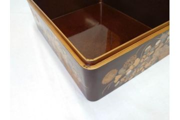 江戸期　時代物　法橋光琳　方祝　木製　鶴菊　螺鈿　金彩　蒔絵　梨子地　優美な鶴が印象的な文箱(書道具、小箱、硯箱、ツル、共箱付き)(R-069894)