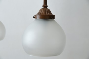 和製アンティーク　大正ロマンの雰囲気漂う古い洋館の3灯シャンデリア　(R-069901)