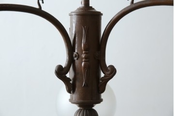 和製アンティーク　大正ロマンの雰囲気漂う古い洋館の3灯シャンデリア　(R-069901)