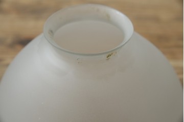 和製アンティーク　大正ロマンの雰囲気漂う古い洋館の3灯シャンデリア　(R-069901)