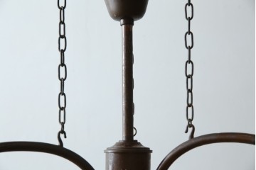 和製アンティーク　大正ロマンの雰囲気漂う古い洋館の3灯シャンデリア　(R-069901)