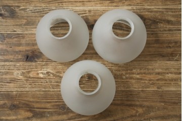 和製アンティーク　大正ロマンの雰囲気漂う古い洋館の3灯シャンデリア　(R-069901)