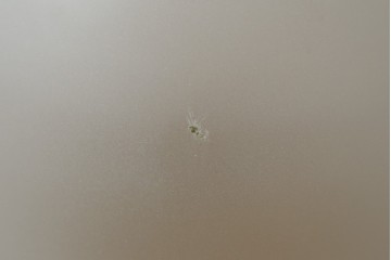 和製アンティーク　大正ロマンの雰囲気漂う古い洋館の3灯シャンデリア　(R-069901)