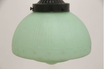 和製アンティーク　昭和レトロ　色ガラスが珍しいペンダントライト(電笠、天井照明、吊り下げ照明)(R-069905)