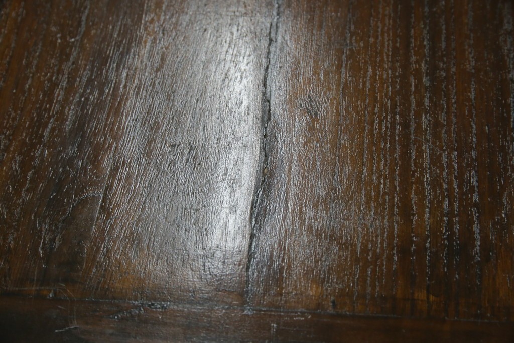 和製ビンテージ　重厚感ある金具が立派なアンティーク調の車箪笥　(R-069907)