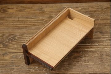 中古　希少!!　職人手造り　木戸良平作　重厚な金具とかくしのからくりが魅力の酒田船箪笥(掛硯型、懸硯型、舟箪笥、銭箱、時代箪笥、帳場箪笥、小物収納、小引き出し)(定価約170万円)(R-069912)