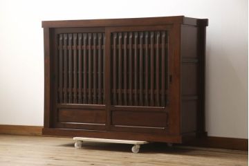 中古 上質な和の空間を演出する水屋箪笥サイドボード(サイドキャビネット、収納棚、戸棚、下駄箱)(R-069921)