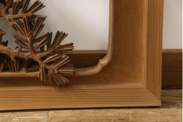 アンティーク建具　高級品!!　製作費推定100万円　井波彫刻　斎藤光洋作　生命力に溢れた鷲と松が目を惹く両面彫刻欄間1枚(明り取り、明かり取り、在銘)(R-069925)