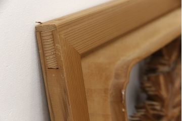 アンティーク建具　高級品!!　製作費推定100万円　井波彫刻　斎藤光洋作　生命力に溢れた鷲と松が目を惹く両面彫刻欄間1枚(明り取り、明かり取り)(R-069926)