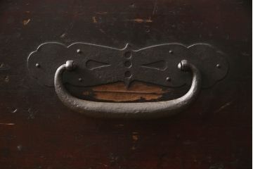 和製アンティーク　時代を経た趣が感じられる時代箪笥ローボード(和たんす、収納箪笥、衣装箪笥、引き出し、ローチェスト、テレビ台)(R-069934)