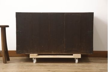 和製アンティーク　時代を経た趣が感じられる時代箪笥ローボード(和たんす、収納箪笥、衣装箪笥、引き出し、ローチェスト、テレビ台)(R-069934)