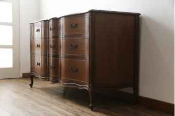 中古　美品　DREXEL HERITAGE(ドレクセルヘリテイジ)　Touraine(ツーレイン)　エレガントな雰囲気が魅力的なチェスト(サイドボード、サイドチェスト、引き出し)(定価約49万円)(R-069939)