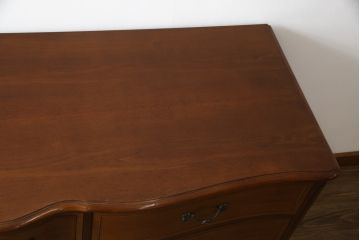 中古　美品　DREXEL HERITAGE(ドレクセルヘリテイジ)　Touraine(ツーレイン)　エレガントな雰囲気が魅力的なチェスト(サイドボード、サイドチェスト、引き出し)(定価約49万円)(R-069939)