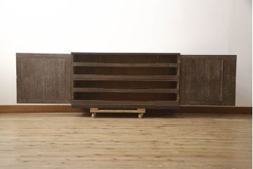和製アンティーク　昭和中期　時を経た趣が感じられる衣装盆付き時代箪笥テレビ台(ローボード、和タンス、衣装箪笥、テレビボード)(R-069940)