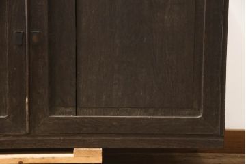 和製アンティーク　昭和中期　時を経た趣が感じられる衣装盆付き時代箪笥テレビ台(ローボード、和タンス、衣装箪笥、テレビボード)(R-069940)