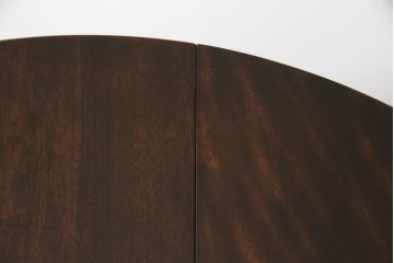 中古　美品　九州民芸家具　大人の落ち着きのある空間づくりにおすすめの小さなバタフライサイドテーブル(バタフライテーブル、ラウンドテーブル、ゲートレッグテーブル、ダイニングテーブル、丸テーブル、食卓、2人掛け、二人掛け)(R-069948)
