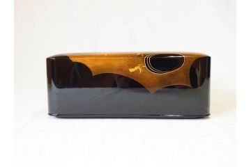 老舗 柏屋常左衛門商店　木曽漆器　波に鶴の蒔絵が描かれた美しい硯箱(共箱付き、木製、文箱、書道具)(R-069951)