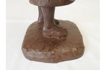 佐藤助雄作　ふる里　どこか懐かしさを感じるブロンズ像(冊子付き、共箱付き、銅像、置物、オブジェ)(R-069957)