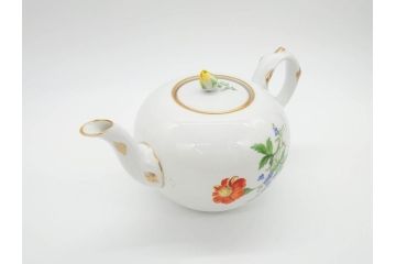 ドイツ　マイセン　Meissen　ベーシックフラワー　二つ花　花の装飾が素敵なティーポット(洋食器)(R-069961)