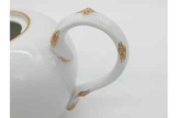 ドイツ　マイセン　Meissen　ベーシックフラワー　二つ花　花の装飾が素敵なティーポット(洋食器)(R-069961)
