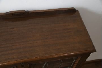 中古　美品　神戸元町欧風家具メープル不二屋製　マホガニー材の高級キャビネット(収納棚、戸棚)(R-069966)