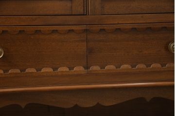 中古　美品　神戸元町欧風家具メープル不二屋製　マホガニー材の高級キャビネット(収納棚、戸棚)(R-069966)